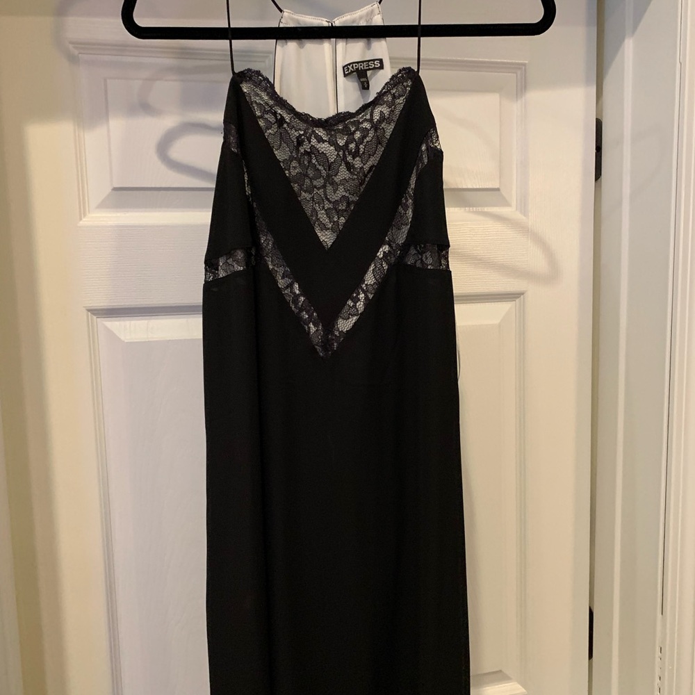 Express. Black lace short dress size M